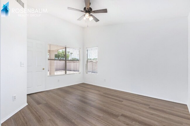Foto del edificio - Beautiful 3-beds, 2-baths home in the Pecos Ranch community of Chandler!