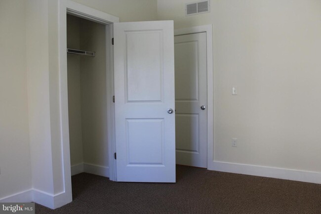 Foto del edificio - 1434 N Carlisle St