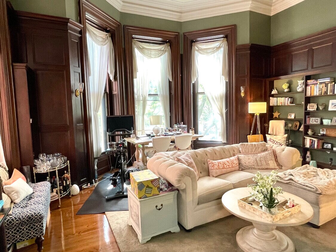 Foto principal - 328 Dartmouth St