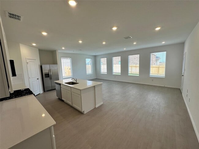 Foto del edificio - 281 Seven Seas Dr