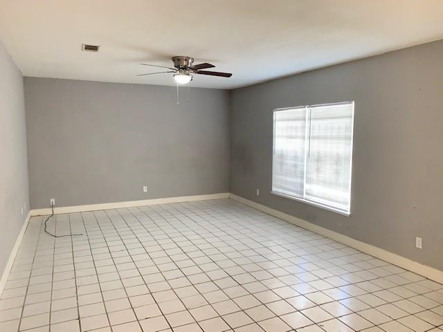 Foto del edificio - 8138 Joplin St