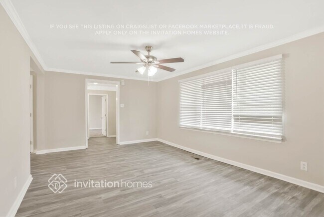 Foto del edificio - 3447 Jackson Dr