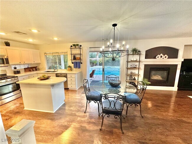 Foto del edificio - 10263 Splendor Ridge Ave