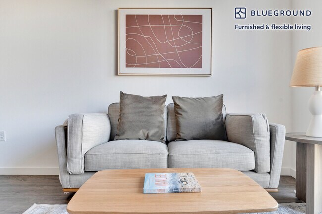 Foto del edificio - 1502 Fawcett Ave