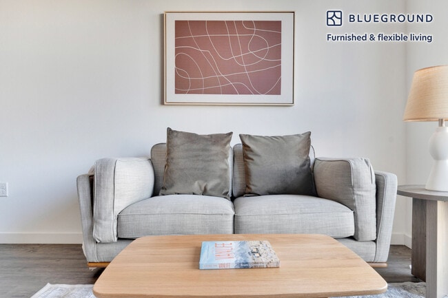 Building Photo - 1502 Fawcett Ave