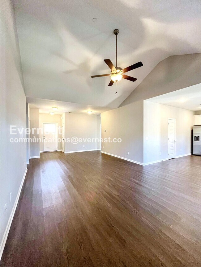 Foto del edificio - 1117 Prospect Ct