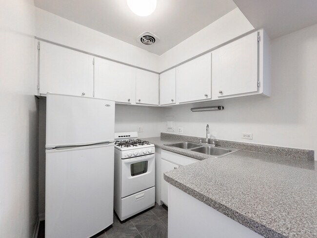 Foto del edificio - 424 W Oakdale Ave