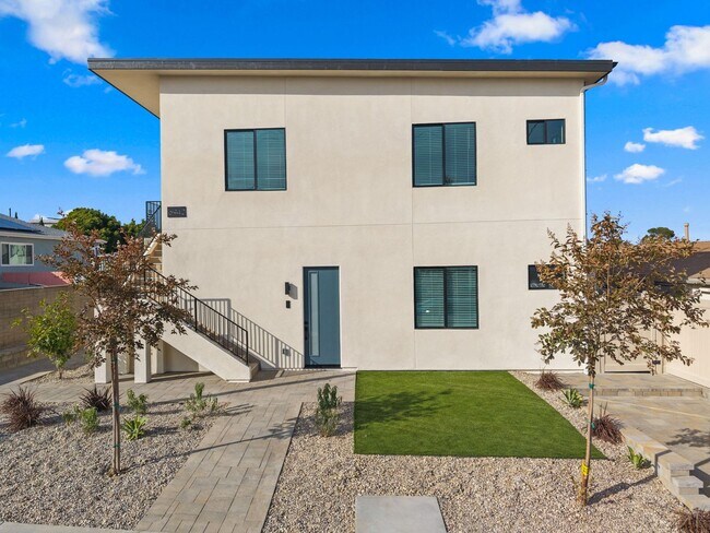 Foto del edificio - 6944 Glidden St