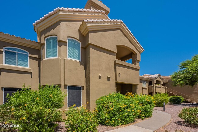 Building Photo - 5335 E Shea Blvd