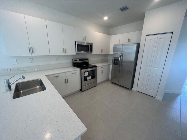 Building Photo - 13378 SW 286th St