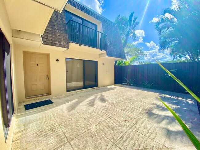 Foto del edificio - 2885 SW 22nd Cir