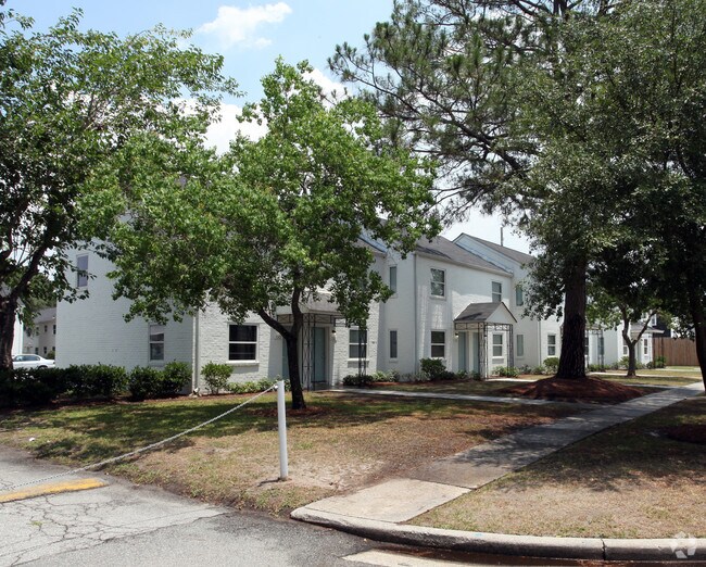 Foto del edificio - Grove at Ardsley Park Owner LLC