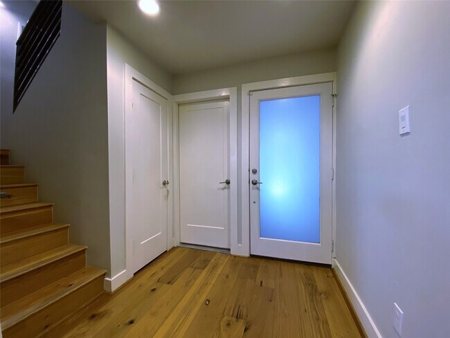 Foto del edificio - 4116 McDuffie St