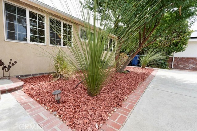 Building Photo - 8512 Fullbright Ave