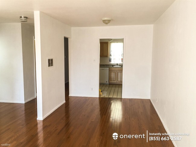 Foto del edificio - 359 11th Ave