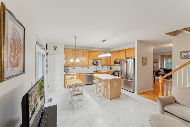 Building Photo - 11450 Abner Ave