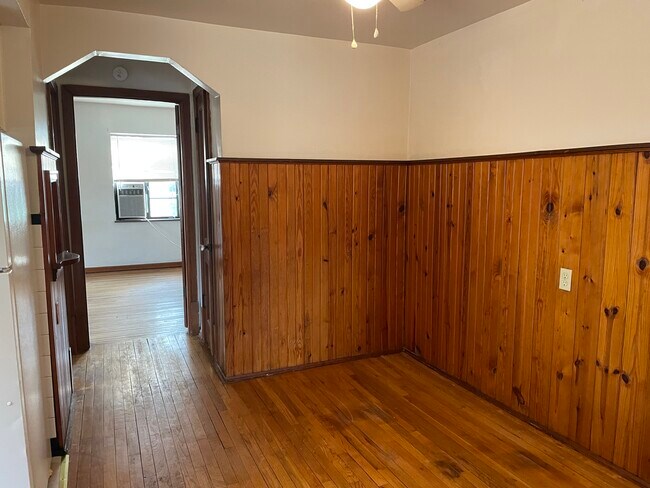 Foto del edificio - 4542 Linden Ave