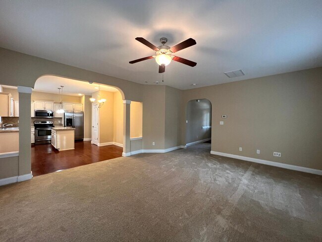 Foto del edificio - 231 Snipe Ct.~ The Maples @ Westgate