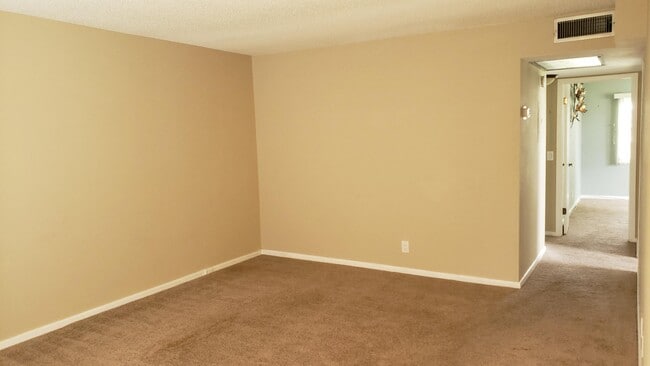 Building Photo - 312 Brighton H