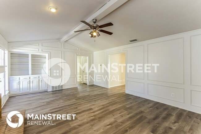 Building Photo - 621 Granada Dr