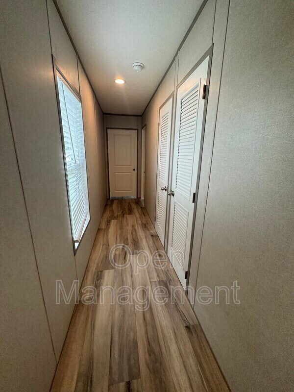 Foto del edificio - 8701 NE 107th Pl
