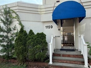Building Photo - 1159 Broadway