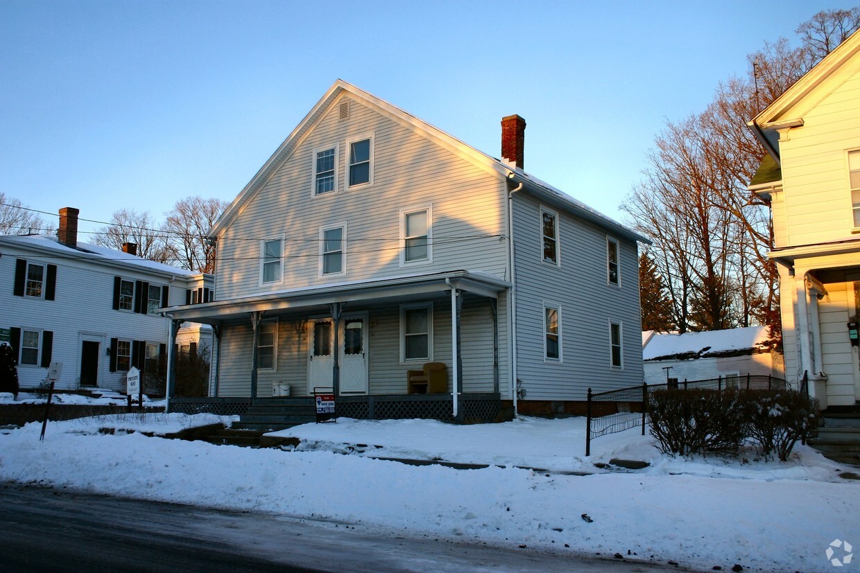 Building Photo - 74-76 Hawley St