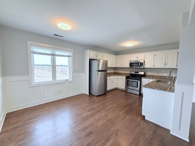 Foto del edificio - 7859 W Addison St
