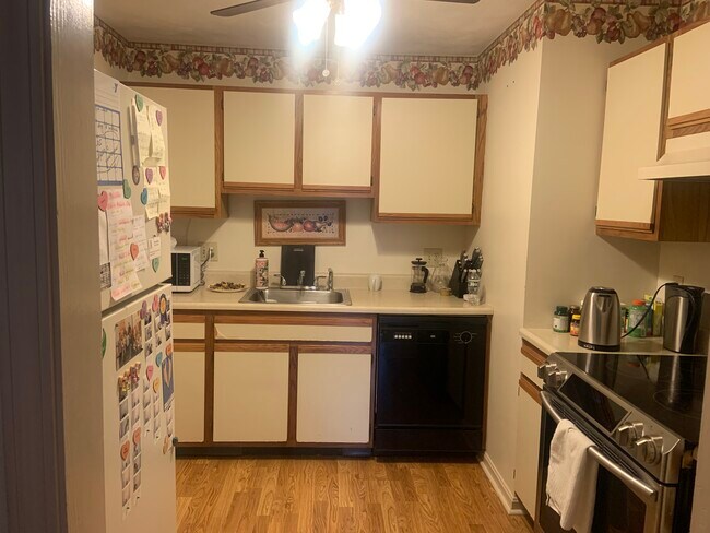 Kitchen - 200 Manville Hill Rd