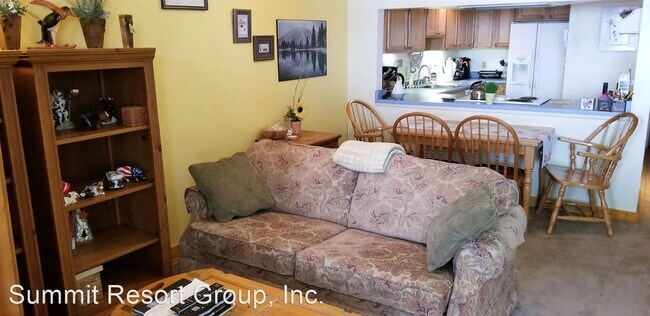 Building Photo - 2 br, 1 bath House - 0800 Copper Road #205...