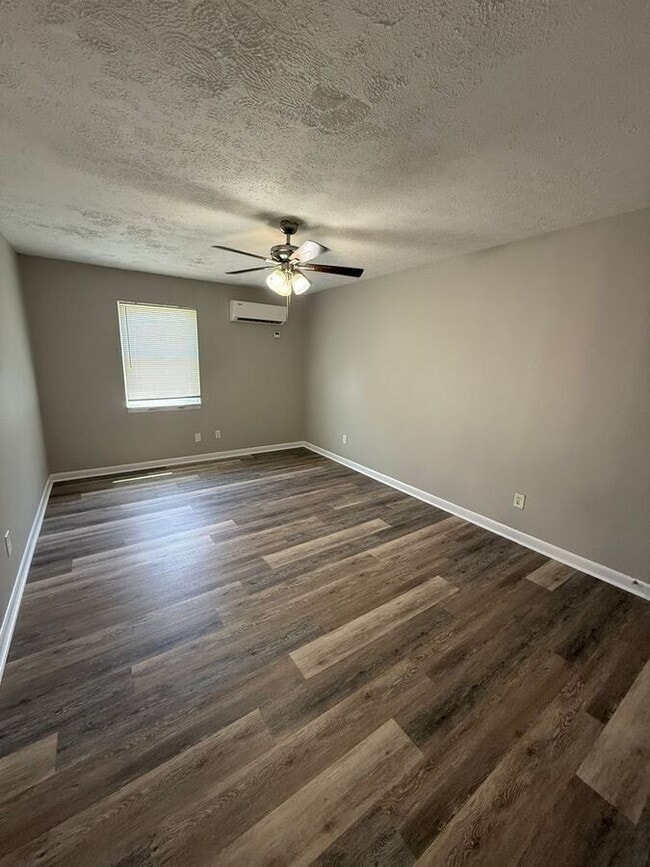 Photo - 2082 Fairmont Ct Apartment