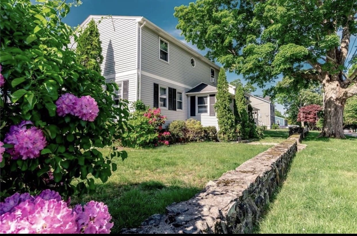 189 Park Ave, Warwick, RI 02889 Apartments in Warwick, RI