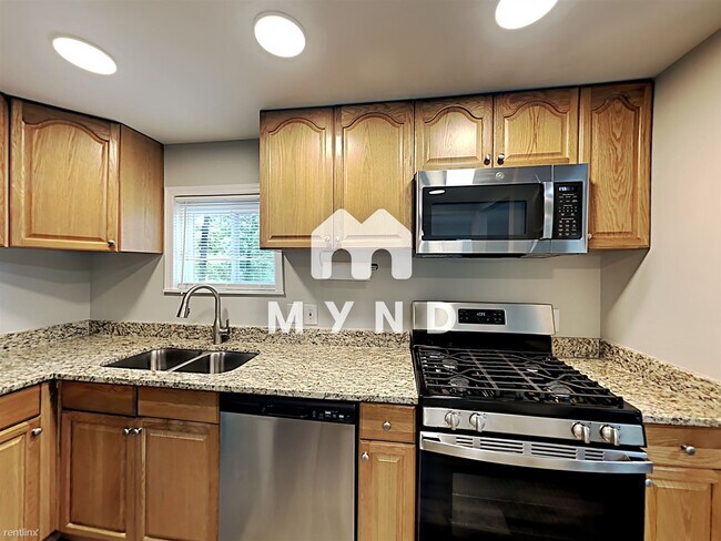 Building Photo - 3 br, 2 bath House - 1587 High Sierra Dr