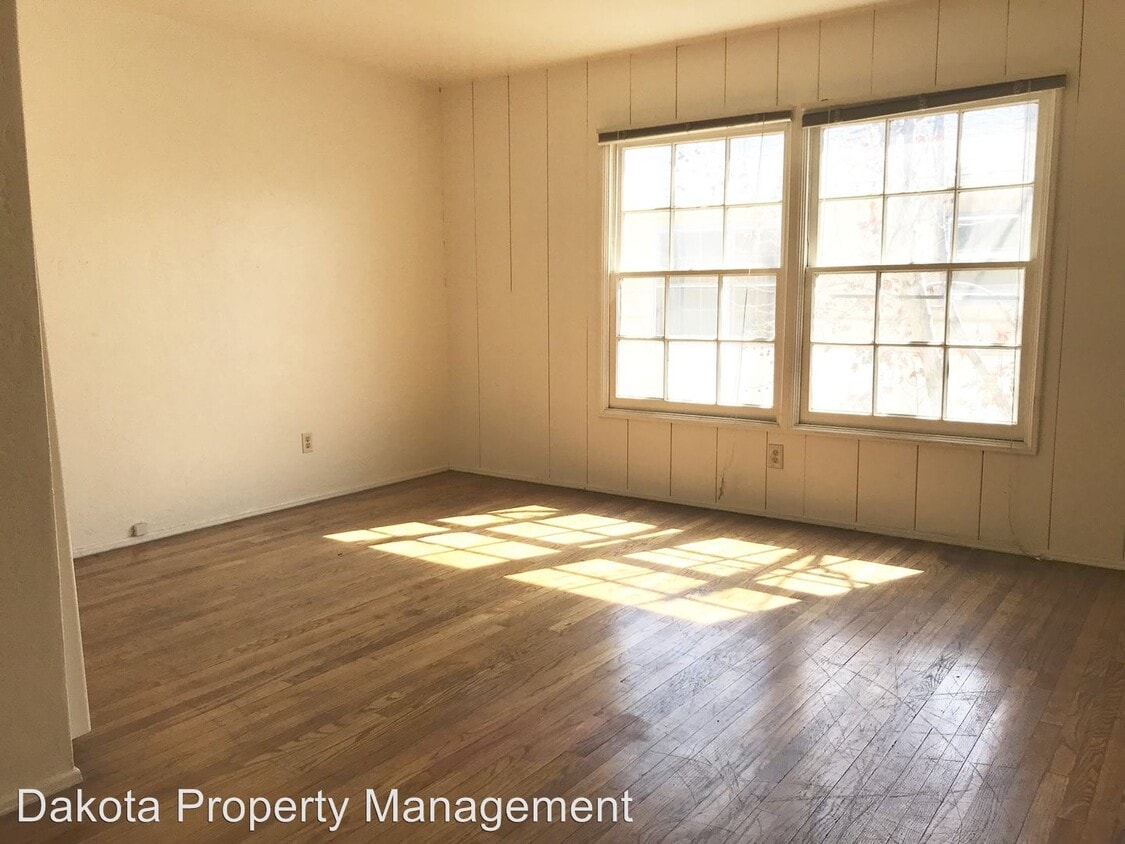 Building Photo - 3677 Park Blvd