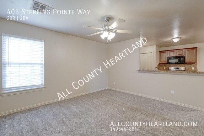 Building Photo - 405 Sterling Pointe Way