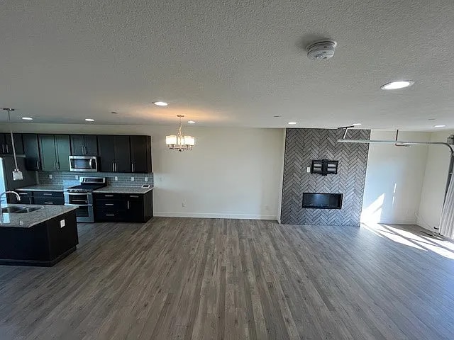 Building Photo - 19502 E Sunset Cir
