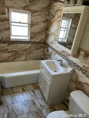 Foto del edificio - 114-14 Springfield Blvd