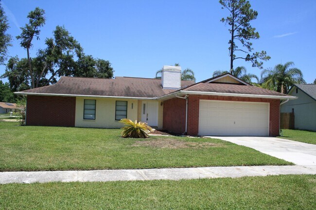 Foto del edificio - Enjoy Peaceful Living in this Northdale Co...