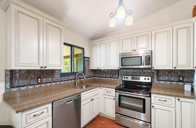 Foto del edificio - 5426 NW Clark Ave