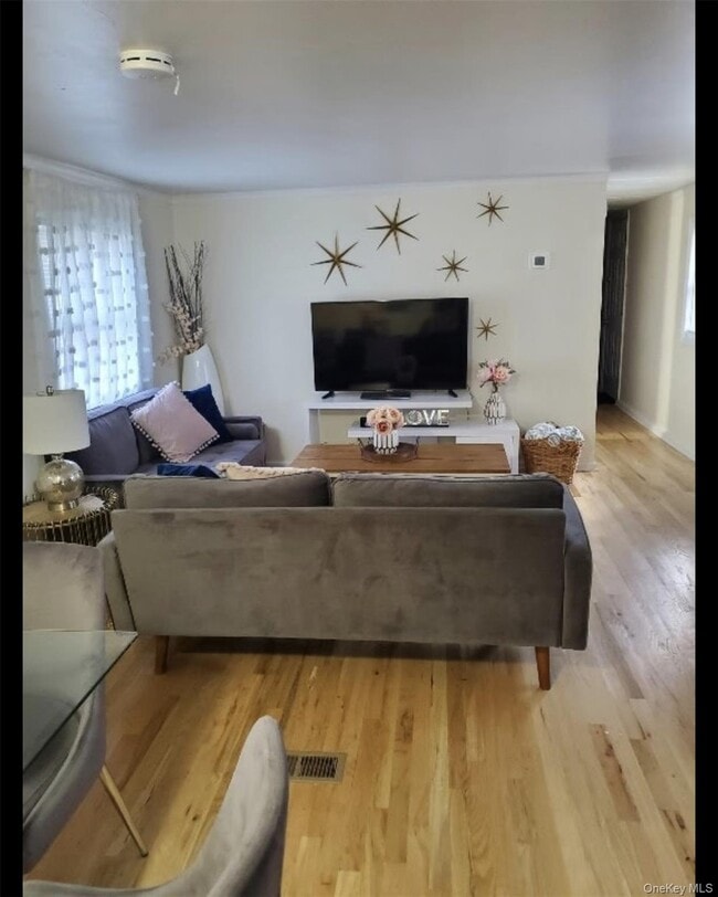 Building Photo - 368 Union Ave