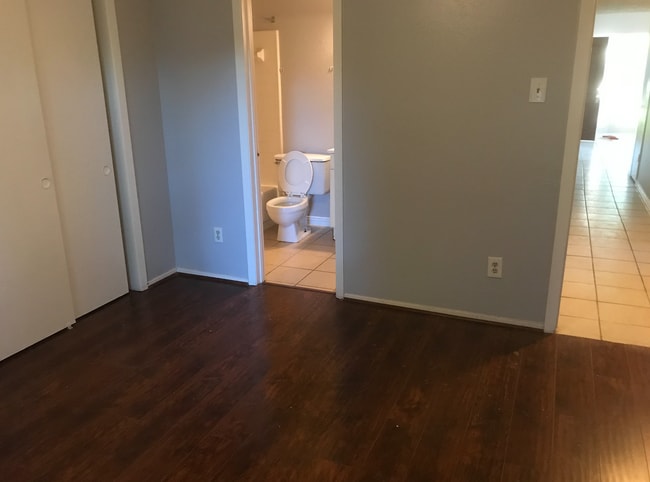 Building Photo - 17019 Mercado Dr