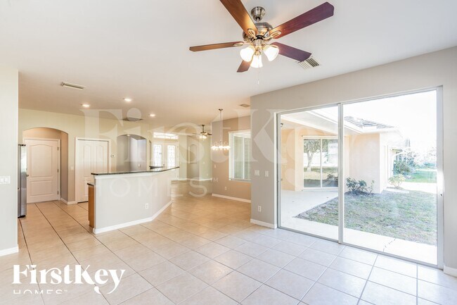 Building Photo - 2081 Nuremberg Blvd