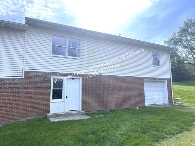 Building Photo - 2209 Airport Rd