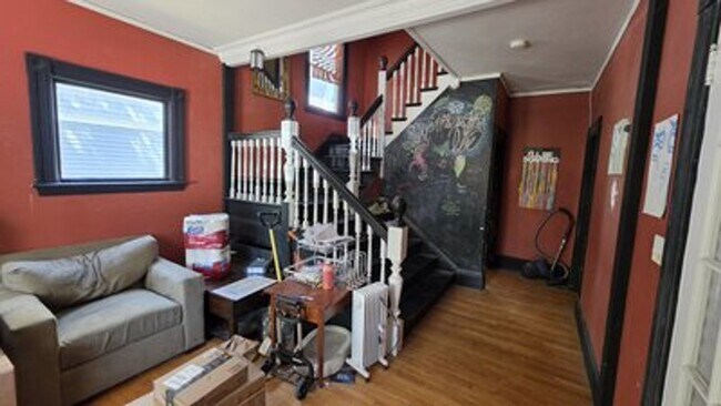 Foto del edificio - Allston 7 bed 2 bath house - 9/1