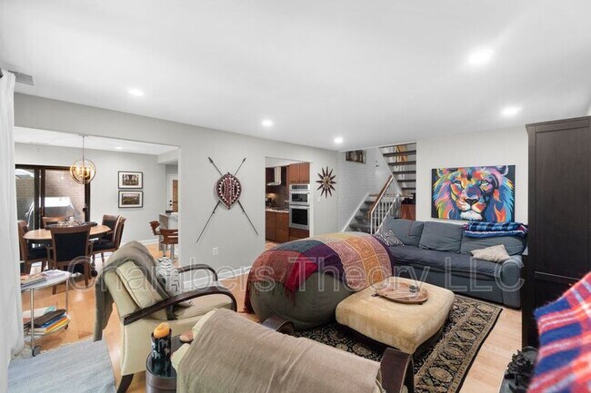 Foto del edificio - 1617 Greenbriar Ct