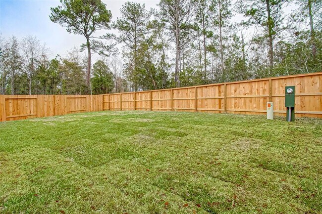 Foto del edificio - 332 N Spotted Fern Dr