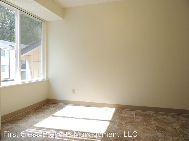 Building Photo - 3600 SW Beaverton Hillsdale Hwy