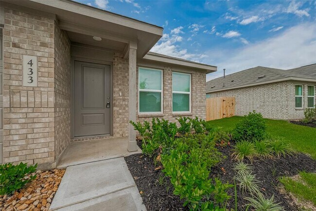 Foto del edificio - 433 Texas Pecan Dr