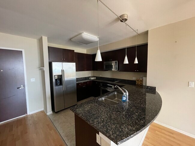 Foto del edificio - 807 Davis St
