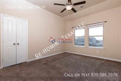 Foto del edificio - 13824 Bellows Path